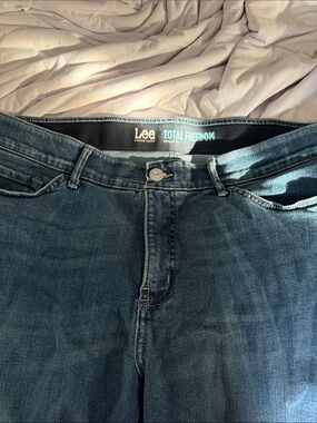 Lee Total Freedom Relaxed Fit Men's Dark Blue Jeans